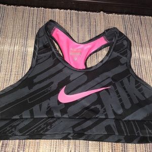 Sports bra